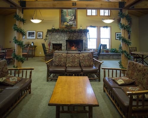John Muir Lodge, Lobby sitting area