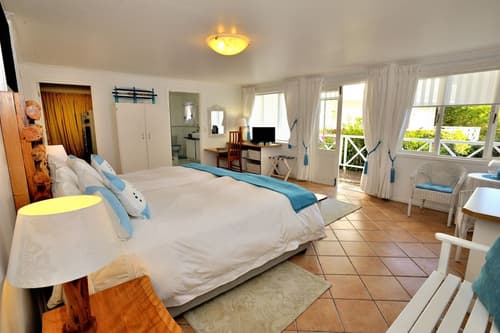 Brenton Beach House, Room