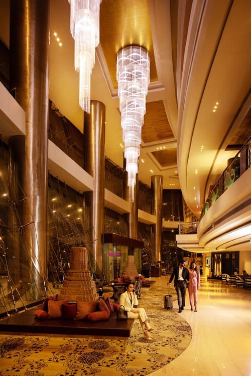 Sofitel Mumbai BKC Hotel, Lobby lounge