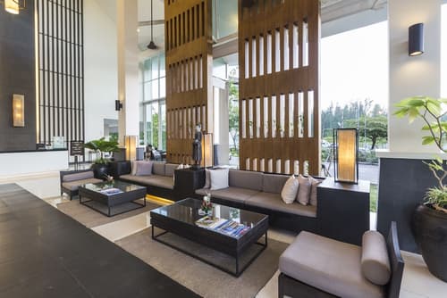 Kantary Beach Hotel Villas & Suites, Khao Lak, Lobby sitting area