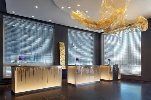 Renaissance Zürich Tower Hotel, Reception