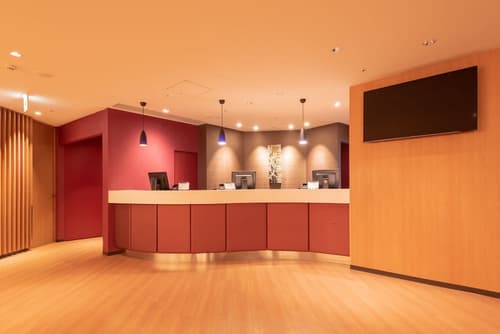 E Hotel Higashi Shinjuku, Reception