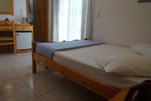 Zeus Hotel, Room