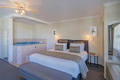 Silver Fern Rotorua Suites & Spa, Room