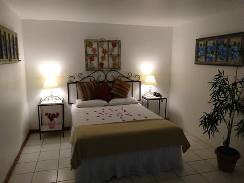 Casa do Catavento, Room