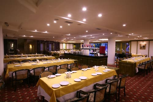 Istanbul Royal Hotel, Restaurant