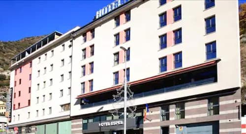 Hotel Espel, Front of property