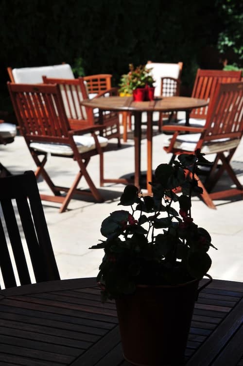 Class Hotel, Balcony