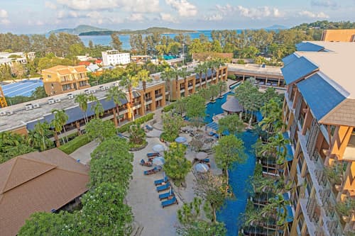 Rawai Palm Beach Resort, Pool