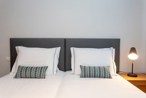 Placid Village, Room