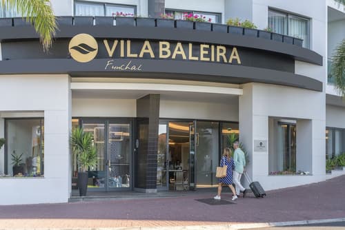 Vila Baleira Funchal, Front of property