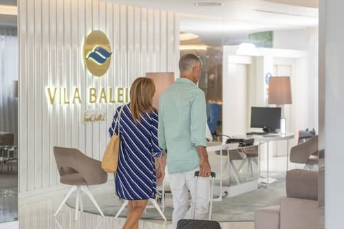 Vila Baleira Funchal, Reception