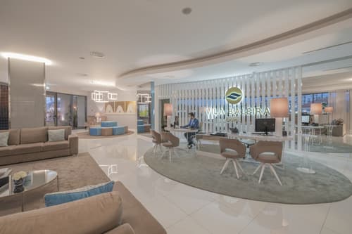 Vila Baleira Funchal, Reception