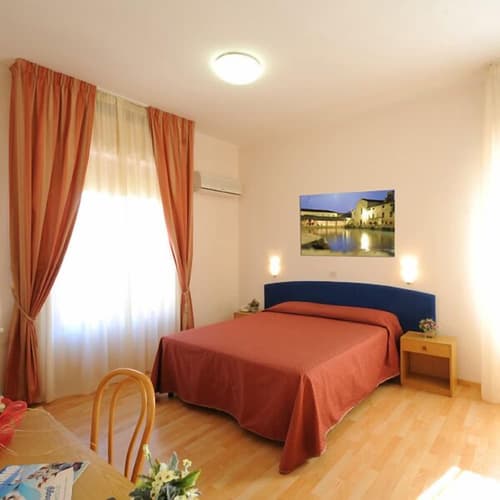 Hotel Perugina, Room