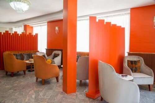 Hotel Olympia, Lobby sitting area