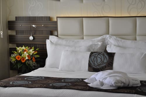 Orty Airport Hotel, Room