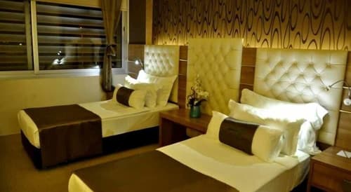 Orty Airport Hotel, Primary image