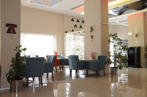 Orty Airport Hotel, Lobby
