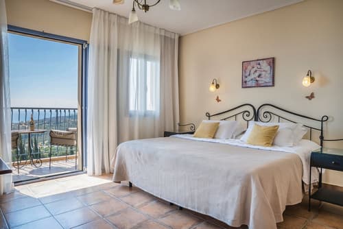 Dianas Studios, Room