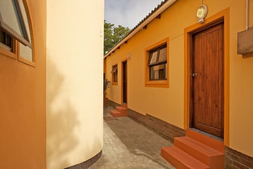 Sandcastle Apartments cc, Room