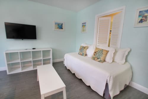 Hollywood Beachside Boutique Suites, Room