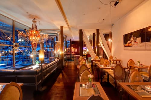 Backstage Boutique Hotel, Interior