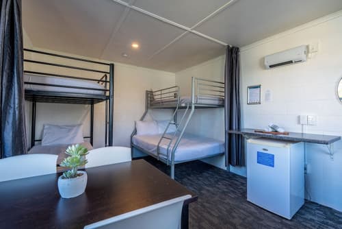 Tasman Holiday Parks – Coromandel, Room