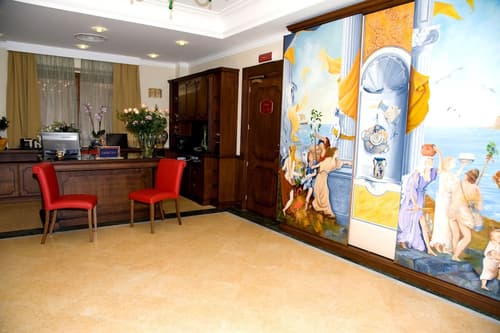 Artemis Hotel, Lobby