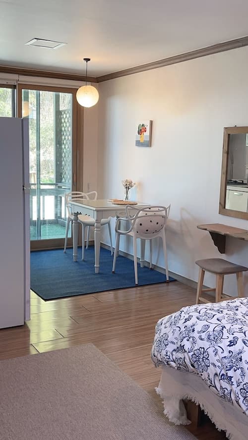 Bellus Rose Pension Hotel, Room