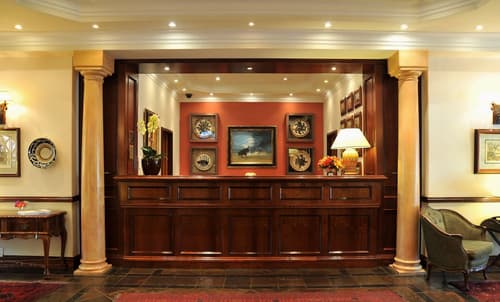 Premier Hotel Quatermain, Reception