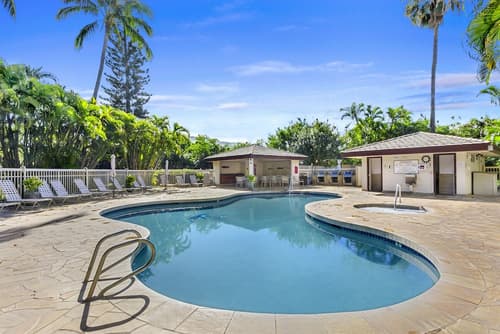 Maui Banyan Vacation Club, Pool