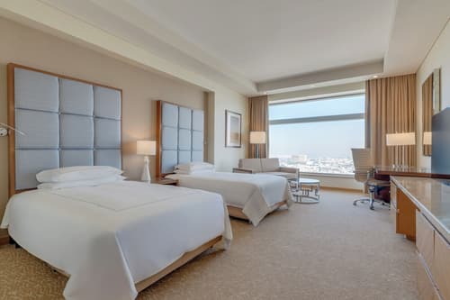 Swissotel Al Ghurair, Room