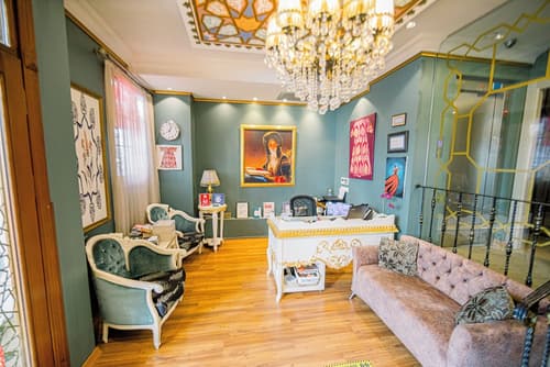 Sultans Royal Hotel, Lobby sitting area