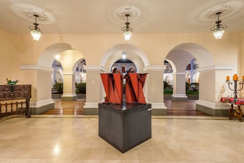 Hotel Dann Monasterio Popayán, Interior entrance