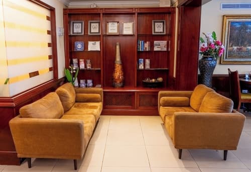 Toscana Inn, Reception