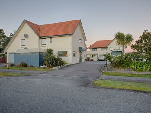Bella Vista Motel Hokitika, Front of property
