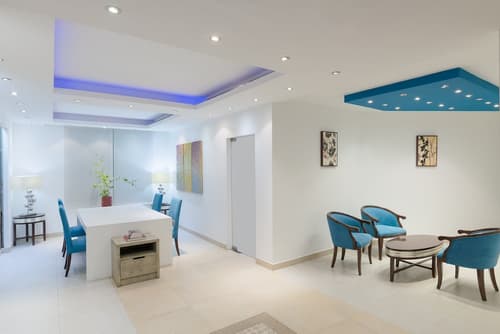 Al Hail Waves Hotel Managed By Centara, Lobby