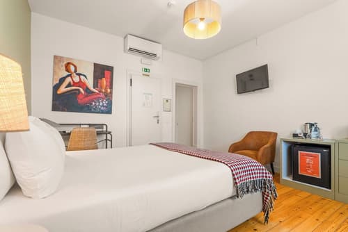 Casa do Bairro by Shiadu, Room