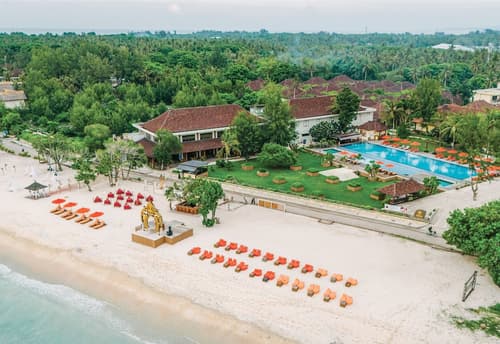 Hotel Ombak Sunset, Primary image