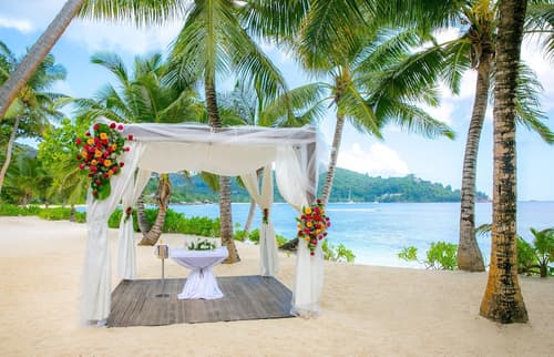 Kempinski Seychelles Resort, Reception