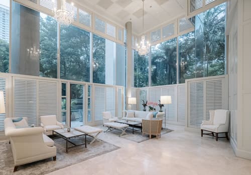 Oriental Residence Bangkok, Lobby sitting area