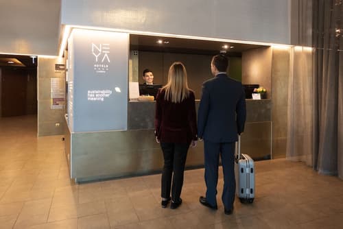 Neya Lisboa Hotel, Reception