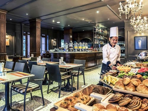 Mercure Samui Chaweng Tana Hotel, Restaurant