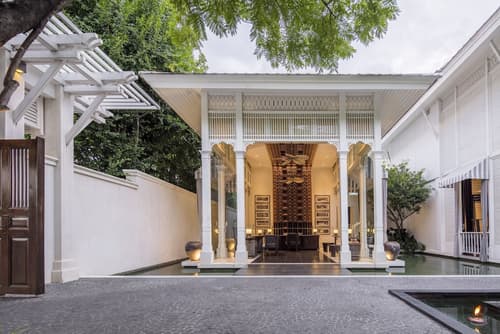 137 Pillars House, Lobby lounge