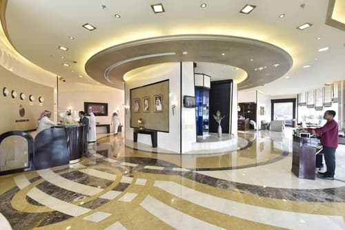 Awaliv International Hotel, Reception