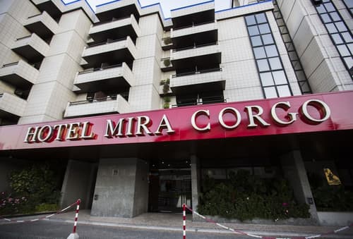 Hotel Mira Corgo, Front of property