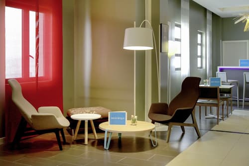 Novotel Constantine, Reception