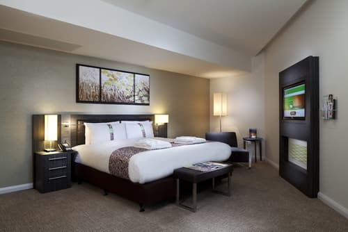 Holiday Inn London - Whitechapel by IHG, Room