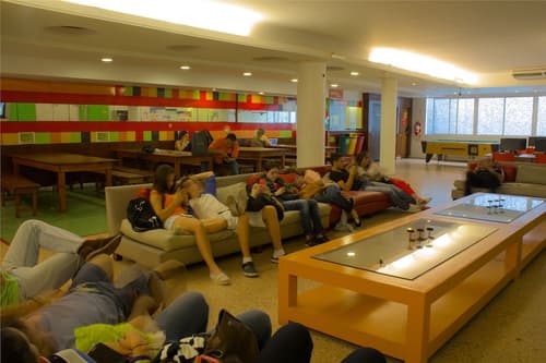 Hostel Suites Florida, Check-in/check-out kiosk