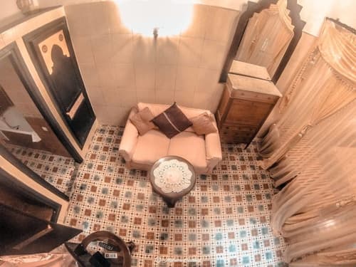 Riad Baddi, Room